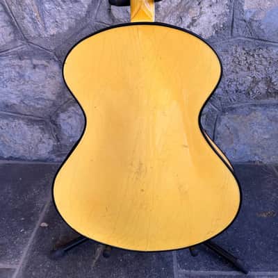 Spectacular 1950s Italian Wandre Framez Piper – Rare Yellow Crackle with Wood Neck image 11