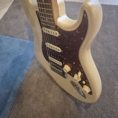 Fender American Elite Stratocaster HSS Olympic Pearl White image 5
