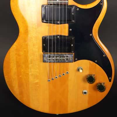 Vintage 1975 Gibson L6-S Maple Electric Guitar w/ Teardrop Hard Case image 2