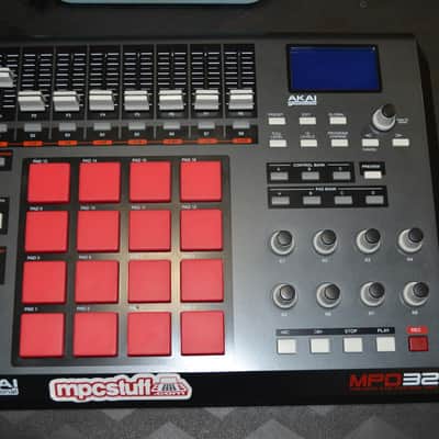 その他 AKAI  MPD32 s-l400.jpg