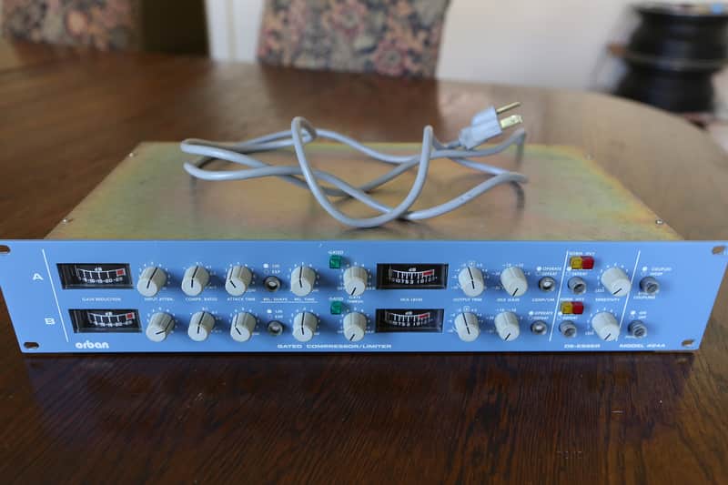 Orban Model 424A Stereo Gated Compressor / Limiter with De-Esser