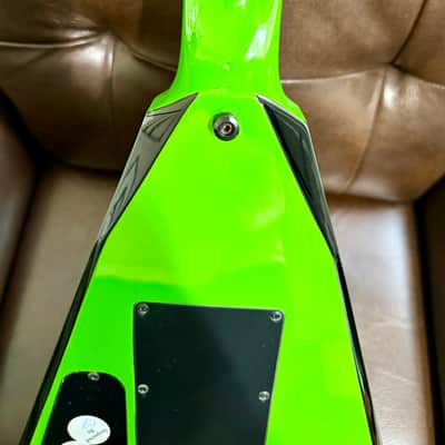 Jackson X Series KVXMG King V with Laurel Fretboard 2020 - Present - Slime Green with Black Bevels image 10