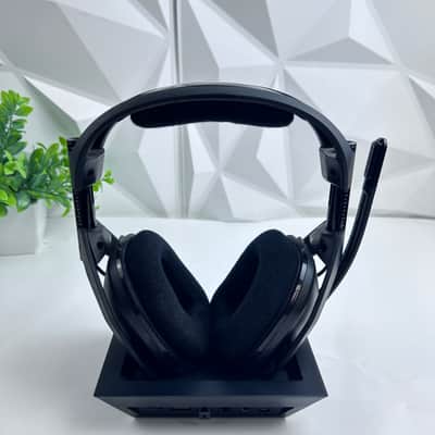 Astro A50 Gen 4 Wireless Gaming Headset with Base Station Black FOR PC PS4 PS5 image 10