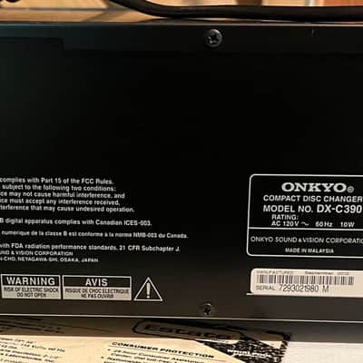 Onkyo Onkyo DX-C390 is a 6-disc CD Changer 2012 - Black image 3