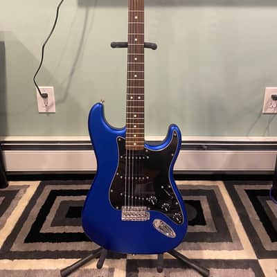 Fender Standard Stratocaster Satin Ocean Blue Candy with Hardshell Case image 1