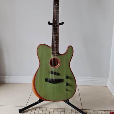 Fender Acoustic image 3