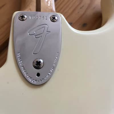 Fender Stratocaster 2007 - Vintage white image 11
