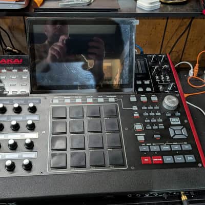 Akai MPC X Standalone Sampler / Sequencer 2017 - Present - Black Bild 2