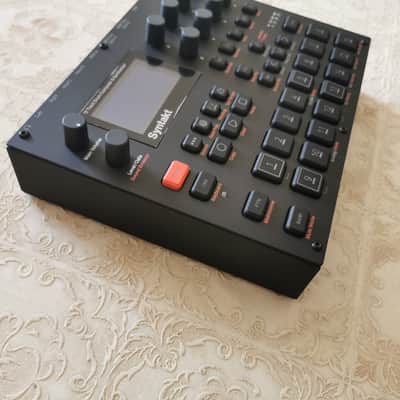 Elektron Syntakt 12 Track Drum Computer & Synthesizer 2022- Present - Black image 7