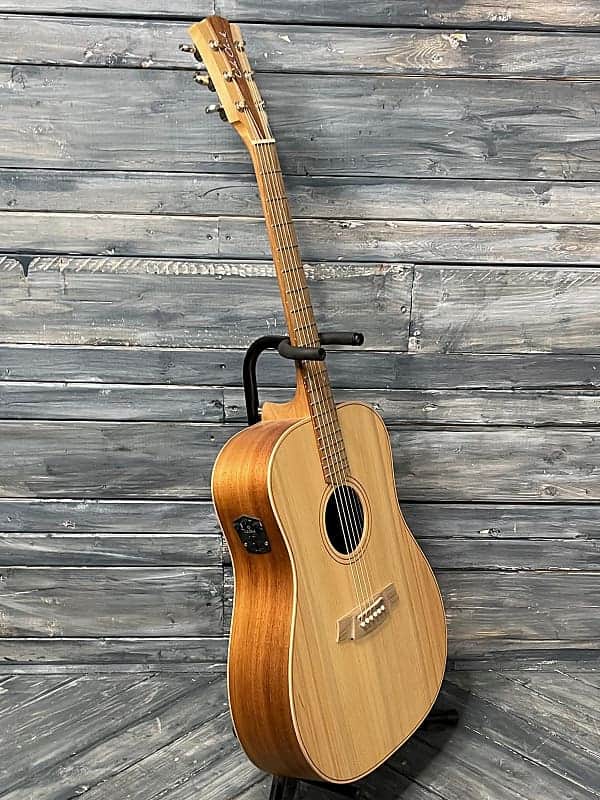 Cole Clark FL2EBB Fat Lady 2 E Bunya Face Australian Blackwood