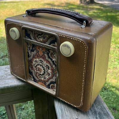 Rotary Connection Portable mini guitar cab with 8” vintage CTS speaker. Built from 50’s Westinghouse tube radio. 2025 - Tan/brown image 11