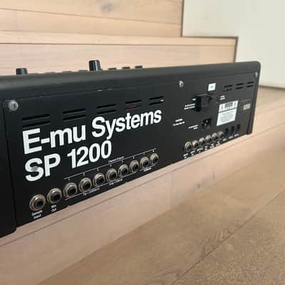 E-MU Systems SP-1200 8-Voice Drum Sampler 1987 - 1996 - Black image 3