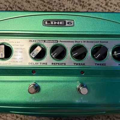 Line 6 DL4 Delay Modeler 1999 - 2021 - Green