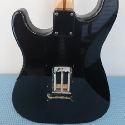 Vintage 1989 Fender Standard Series Stratocaster Kahler 2520 Traditional Fulcrum Tremolo & Nut Original Fender Logo Case Strap Locks Wow image 8