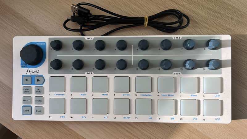 Arturia BeatStep MIDI Controller 2014 - Present - White image 1