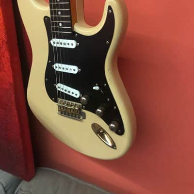 Bill Lawrence BC2E-80G Prince Madcat Masterbuilt Vintage Stratocaster Fender Beater image 4