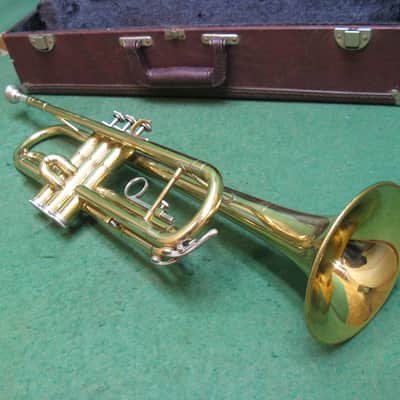 Holton T602 Collegiate Trumpet - Reconditioned - Holton Case & Holton 7C MP image 1