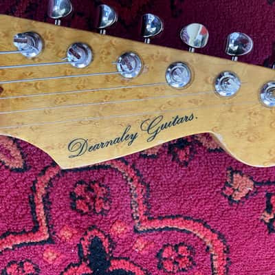 DEARNALEY STRATOCASTER 1999 - OUTSTANDING BIRDSEYE MAPLE AND BLONDE, GREAT SOUND AND PLAYABILITY image 7