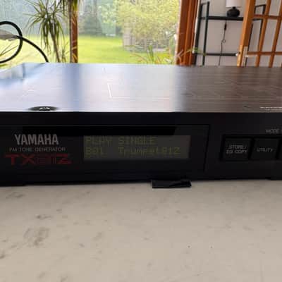 Yamaha TX81Z Rackmount FM Tone Generator 1987 - 1988 - Black image 3