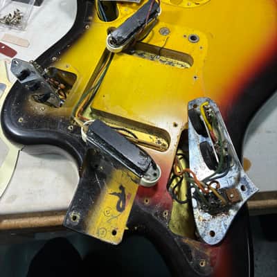 Fender 1966 Jaguar, Sunburst image 19