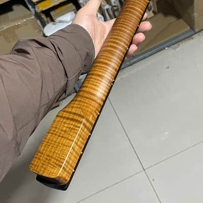 Striped Ebony Fretboard 22frets 5a Roasted flame Maple guitar neck Radius 12inch Round stainless steel 22 frets Roasted flame Maple guitar neck Striped Ebony fingerboard 25.5inch hole 10mm Radius: 12 inches. image 4