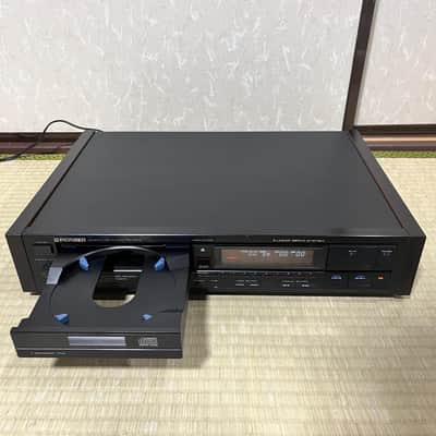 Pioneer PD-7010 Compact Disc CD Player image 6
