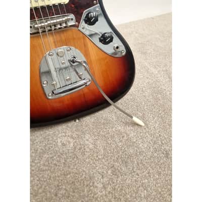 Fender Jaguar - Electric Guitars - 3-Colour Sunburst - Very Good w/ Soft Case image 3