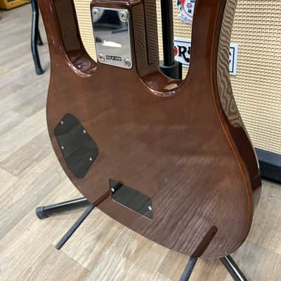 Hondo II HP-1081 Longhorn Guitarlin 31 Frets 1980 - Walnut image 10
