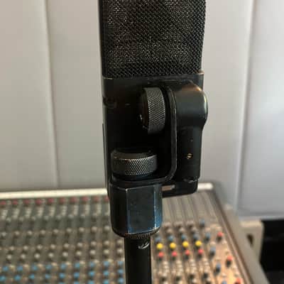 CAD Equitek E100-2 Large Diaphragm Supercardioid Condenser Microphone 2000s - Black and Gold image 3