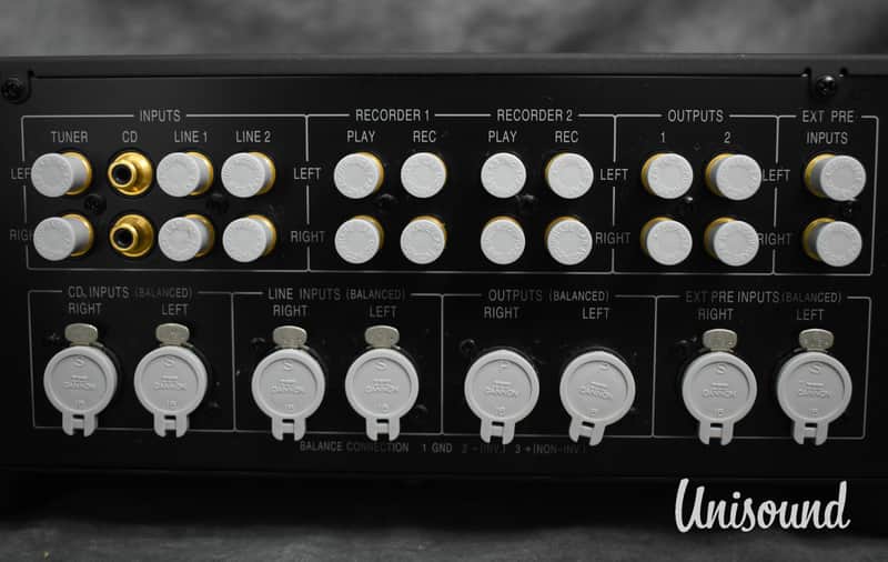 Accuphase C-2000 Stereo Preamplifier Control Center in Excellent