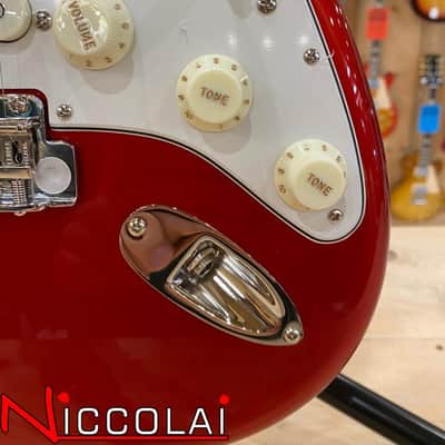 FENDER American Vintage II 1965 Stratocaster, Round-Lam Rosewood Fingerboard, Candy Apple Red image 11