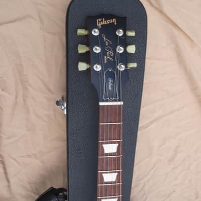 Left-Handed 2017 Gibson Les Paul Tribute T - Satin Gold Top image 4