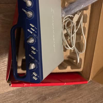 Digidesign MBOX 2 USB Audio Interface 2000s - Blue image 2