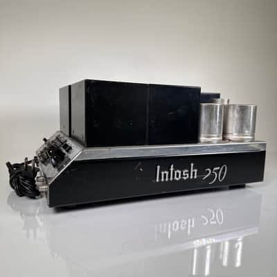 Vintage McIntosh MC250 Power Stereo Amplifier image 2