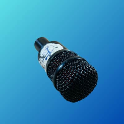 Audix D4 Hypercardioid Dynamic Drum / Instrument Microphone image 3