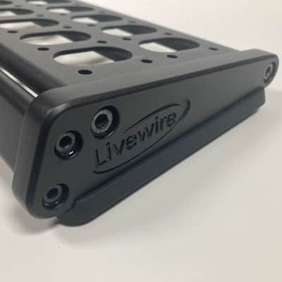 Livewire PB300 Club Pedalboard With Soft Case image 8
