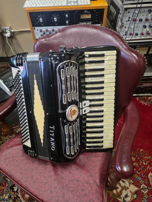 Titano Dandy 41/120 Piano Accordion Made in Italy with Case and Straps image 1