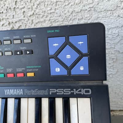 Vintage Yamaha PSS-140 Synthesizer 1988 - Black For Parts Or Repair image 4