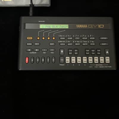Yamaha QY10 Sequencer image 2