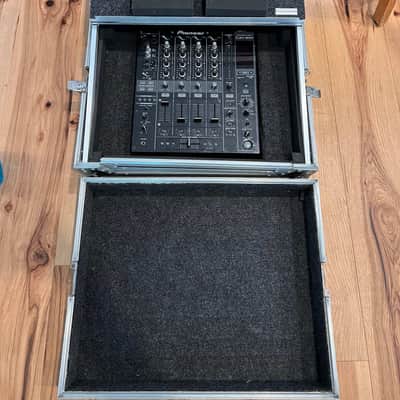 Pioneer DJM-800 4-channel DJ Mixer with Effects 2010s - Black image 5