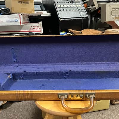 Fender Vintage Case for Lap Steel Guitar image 8