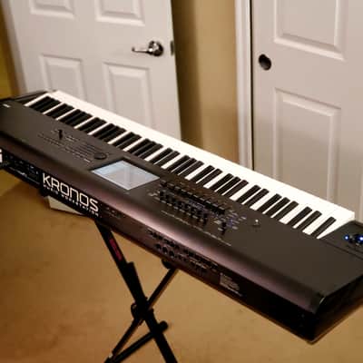 MUST SEE!!! KORG KRONOS 88 FULLY INSPECTED/SERVICED AND IN AMAZING CONDITION! image 18