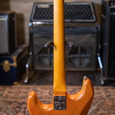 Fender Michael Landau Coma Stratocaster - Coma Red with Vintage-Style Navy Blue Hardshell Case - Demo image 18