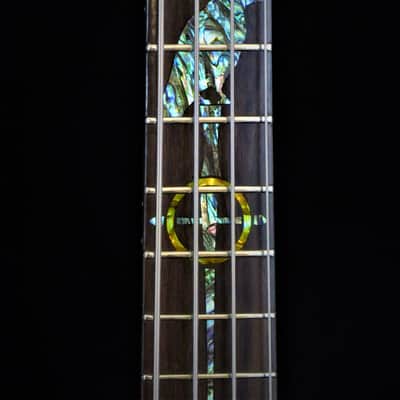 Zerberus Crow Bass image 2