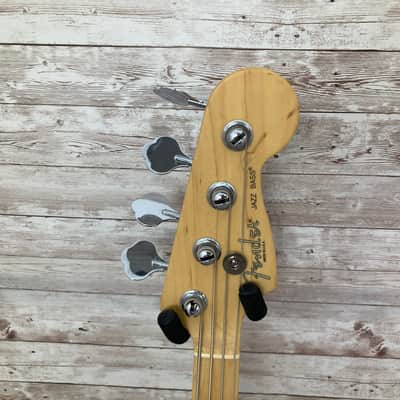 Used 2004 Fender American Series Jazz Bass with Maple Fretboard image 5