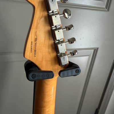 Fender Classic Series '60s Stratocaster image 5