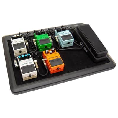 SKB Cases 1SKB-PS-8 Powered Pedalboard with 8 Built-In 9VDC Output Jacks and External Transformer image 3