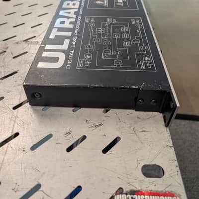 Behringer Ultrabass EX1000 Bild 5