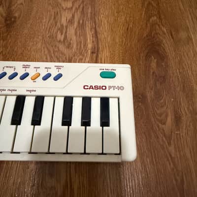 Casio PT-10 29-Key Mini Synthesizer 1980s - White image 2