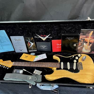 Fender Stratocaster Post Modern Custom Shop 2023 - Journeyman Relic Natural image 1